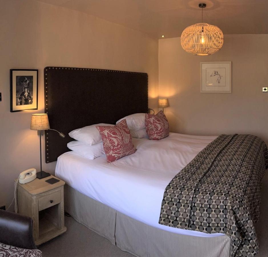 The Broadway Hotel Extérieur photo
