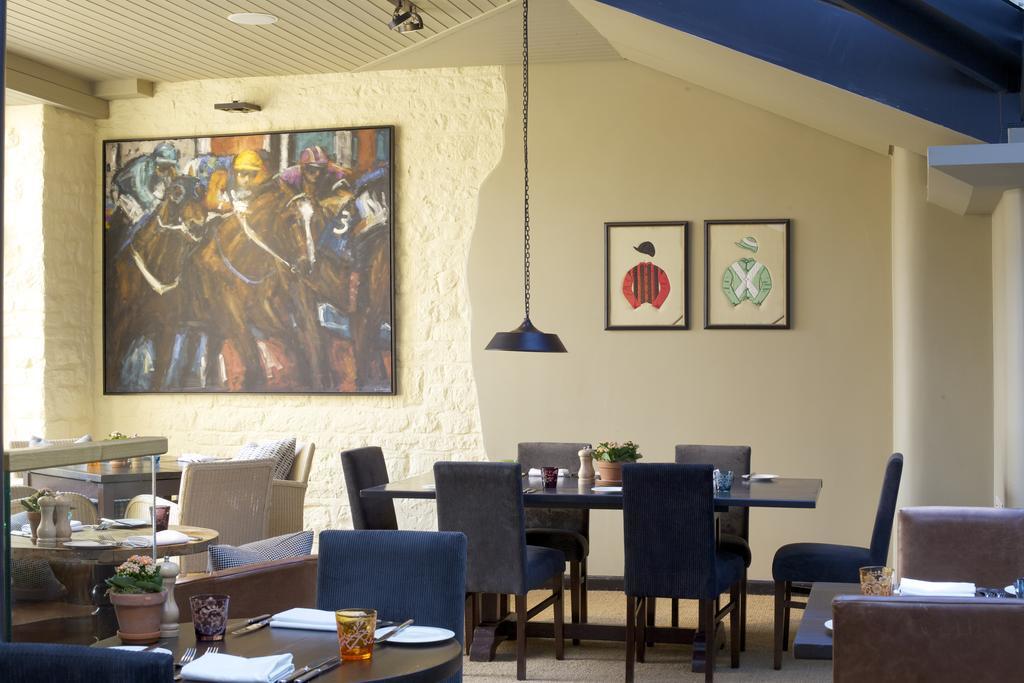 The Broadway Hotel Extérieur photo