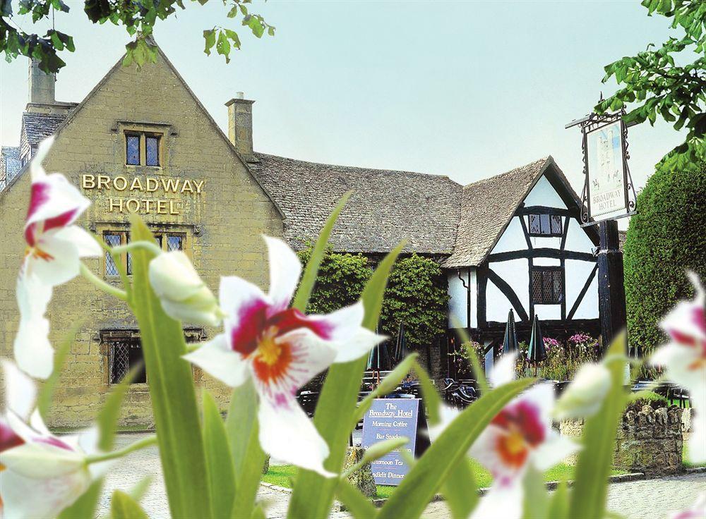 The Broadway Hotel Extérieur photo