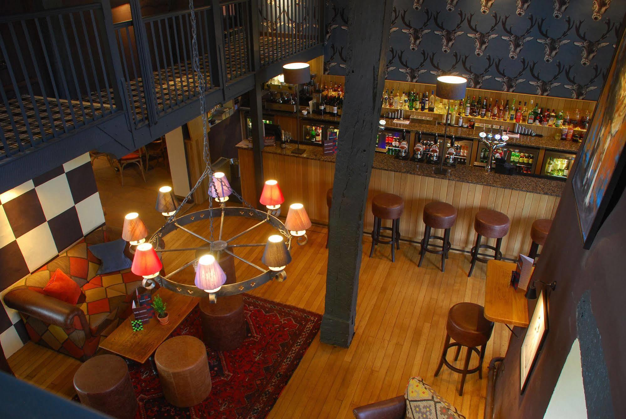 The Broadway Hotel Extérieur photo