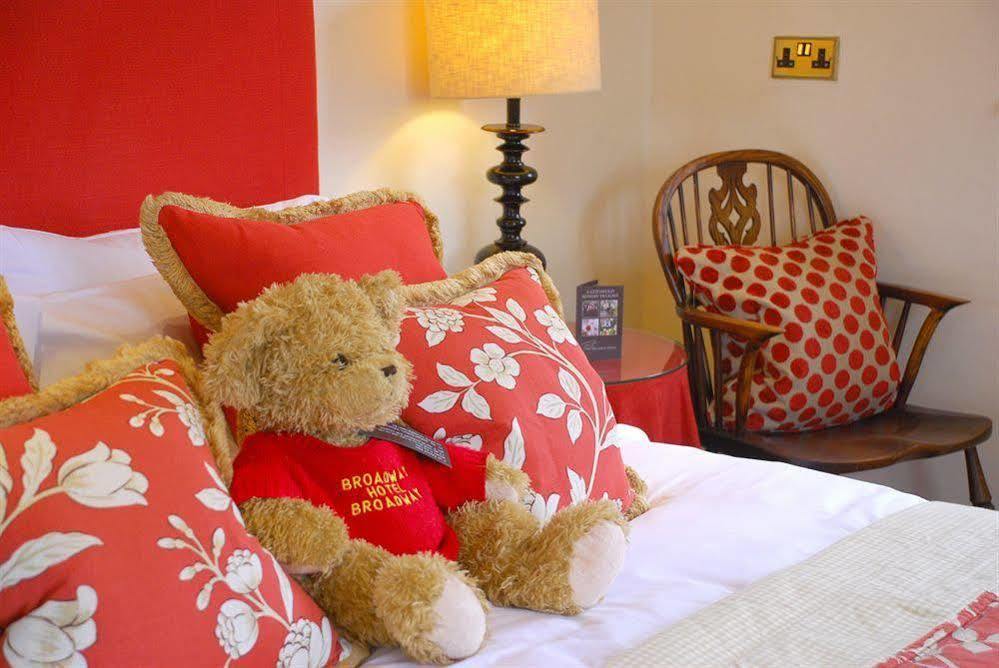The Broadway Hotel Extérieur photo